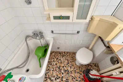Casa in vendita, Via Luigia Poloni, Verona