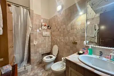 Casa in vendita, Via Poggio Bracciolini, Roma