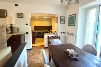 Casa in vendita, Via Romana di Quarto, Genova
