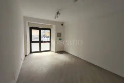 Negozio in affitto, Salita Piazza Roma, Catanzaro