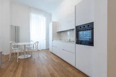 Casa in vendita, Via Guercino, Milano