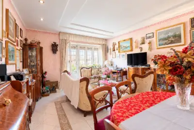 Casa in vendita, Via Taleggio, Roma