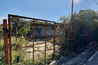 Magazzino in vendita, Via Embriciera, Capriglia Irpina, Capriglia Irpina