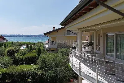 Attico in vendita, Via Benaco, Sirmione