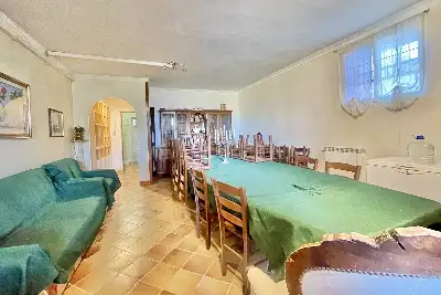 Villa in vendita, Via Giacomo Leopardi, Nepi