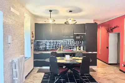 Casa in vendita,  Via Pergola, Moniga del Garda