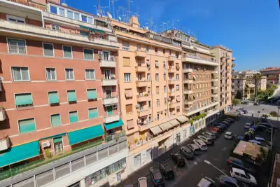 Casa in vendita, Via Tuscolana, Roma