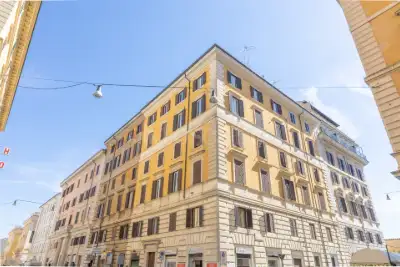 Casa in vendita, Via Volturno, Roma