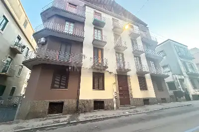 Casa in vendita, Via Ughetti, Catania
