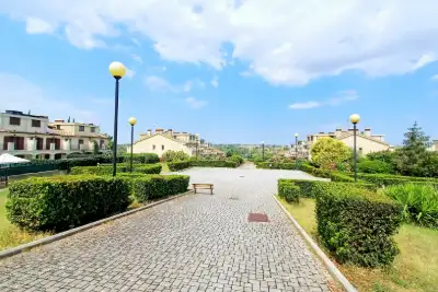 Villino a Schiera in vendita, Via di Marco Simone, Roma