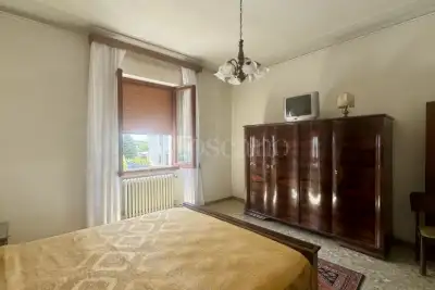 Casa Indipendente in vendita, Via dell'Alloro, Prato