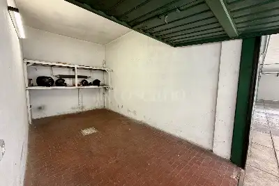 Box in vendita, Via dei Benedettini, Milano