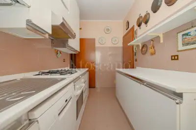 Casa in vendita, Via Luigi Giuseppe Faravelli, Milano