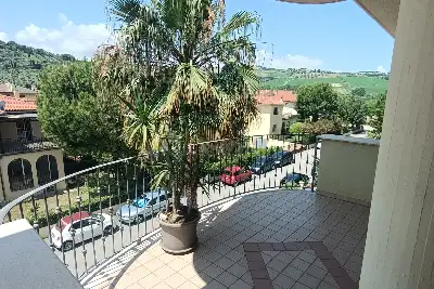 Casa in affitto, Via Svizzera 20, Pineto