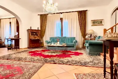 Villa in vendita, Via Alfredo Graziani, Tempio Pausania