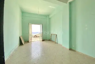 Negozio in vendita, Via Luigi Rizzo , Letojanni, Letojanni