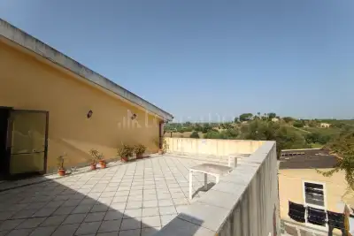Villa Bifamiliare in vendita, Via Agamennone, Siracusa