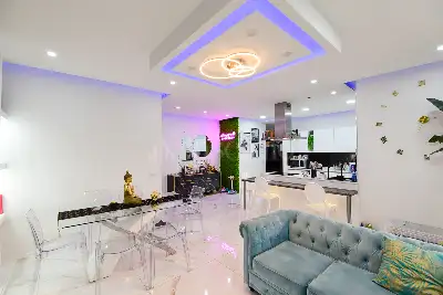 Casa in vendita, Via Salvatore Quasimodo, Como