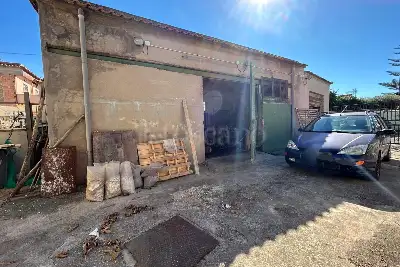 Laboratorio in vendita, Via Dei Mitili, Fiumicino