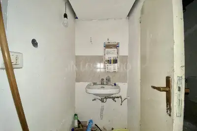 Negozio in vendita, Via Nicola Fabrizi, Messina