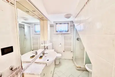 Villa Bifamiliare in vendita, Via Tredicesima Villaggio Sereno, Brescia