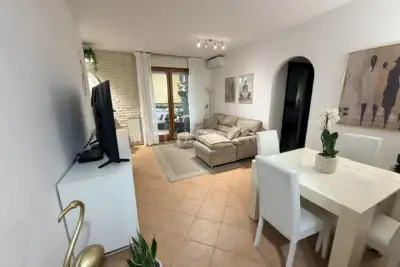 Casa in vendita, Largo palinuro, Pomezia