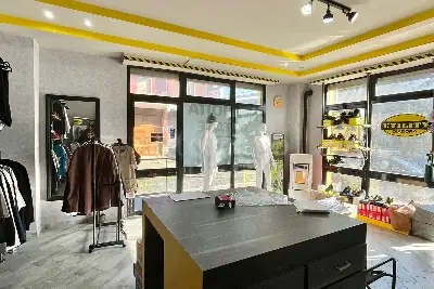 Negozio in affitto, Via Ferriera, Atripalda