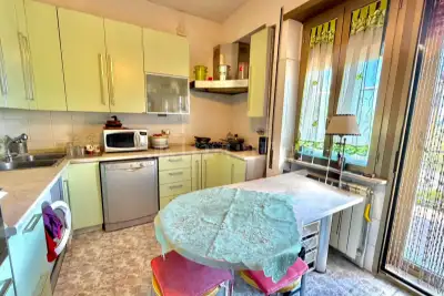 Casa in vendita, Via Ildebrando della Giovanna, Roma