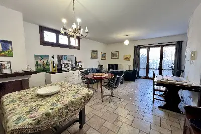 Villa Bifamiliare in vendita, Via Elini, Fiumicino