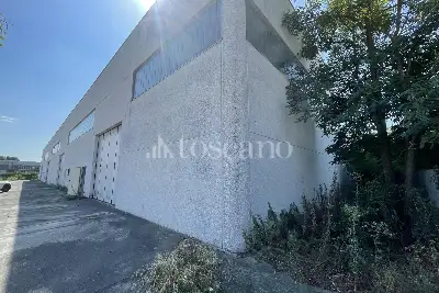 Capannone in vendita, Via delle Barazzine, Pieve Porto Morone