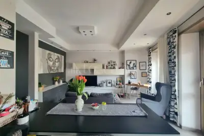 Casa in vendita, Via Tuscolana, Roma