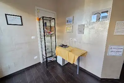 Negozio in vendita, Viale Fra' Andrea Di Giovanni, Roma