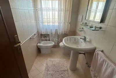 Casa in vendita, Largo Catone, Pomezia