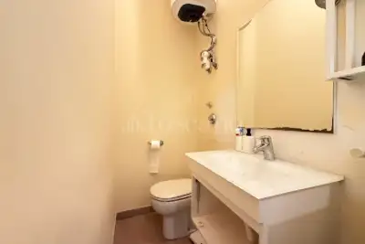 Casa in vendita, Via Santa Sofia, Milano