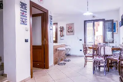 Villino a Schiera in vendita, Via Parigi, Olbia