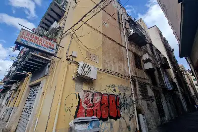 Palazzo in vendita, Via Carini, Palermo