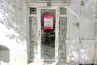 Negozio in vendita, Via Savoia, Siracusa