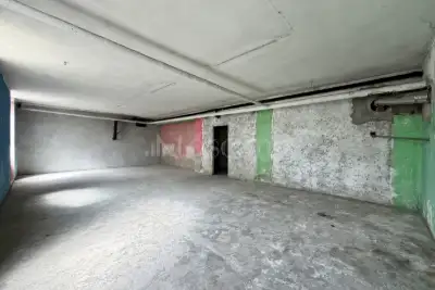 Magazzino in vendita, Via Zurigo, Milano