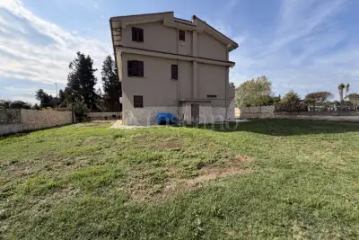 Villa in vendita, Via Imele, Aprilia