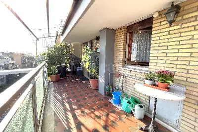 Attico in vendita, Viale di Vigna Pia, Roma