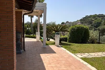 Villa in vendita, Via Olivella, Albano Laziale