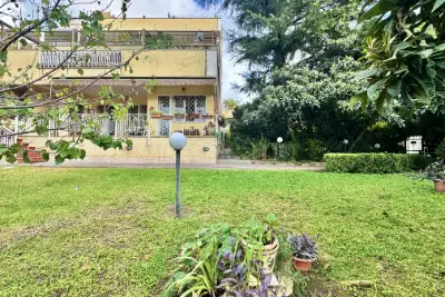 Casa in vendita, Via Filippo de Grenet, Roma