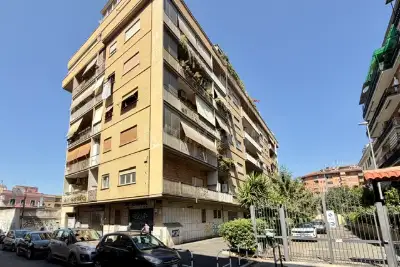 Casa in vendita, Via dei Conti di Tuscolo, Roma