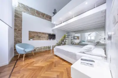 Casa in vendita, Via Castelfidardo, Roma
