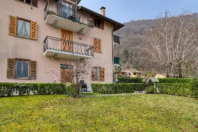 Casa in vendita, Via Casamora, Porto Ceresio