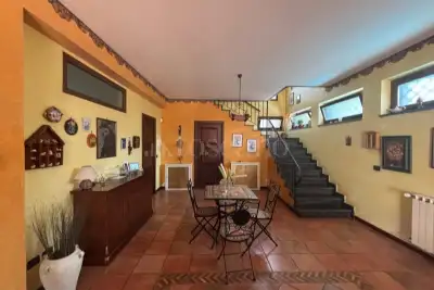 Villa in vendita, Via Indipendenza, Mascalucia
