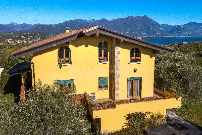 Villa in vendita, Viale Rimembranza, Manerba del Garda