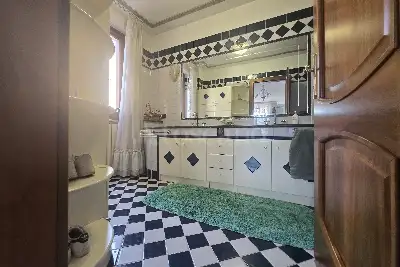 Casa Indipendente in vendita, Ad.ze Casa Natale di Papa Paolo VI, Concesio