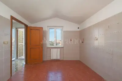 Casa in vendita, Via Comiso, Roma