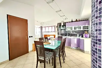 Villa Plurifamiliare in vendita, Via Anagnina, Roma